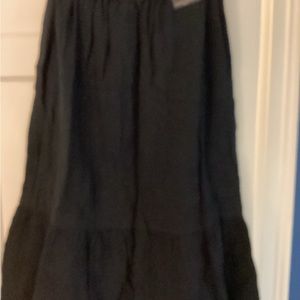 Banana Republic black textured cotton skirt, size M, new with tags.